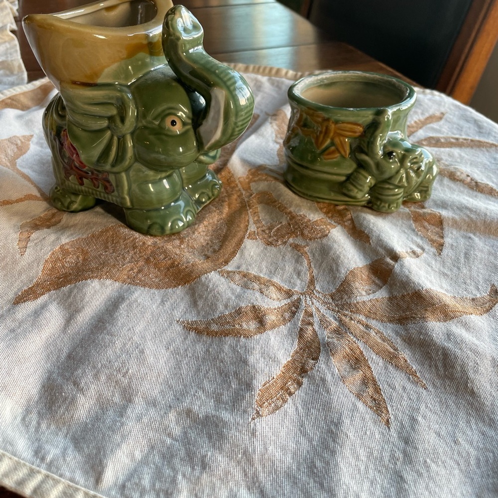 Green Elephant Ceramic Planters